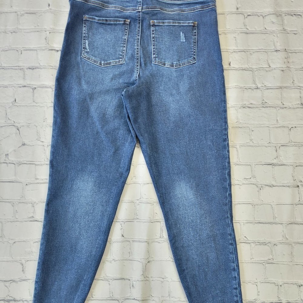 NWT Spanx Distressed Ankle Skinny Jeans Medium blue Wash size M - Picture 4 of 11
